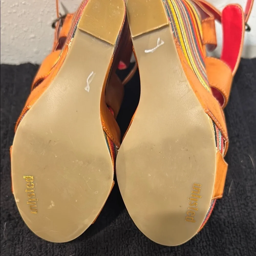 Unlisted Orange Wedges with Satin Knot Design